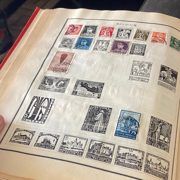 Vintage Stamp Collection - Picture 9 of 13